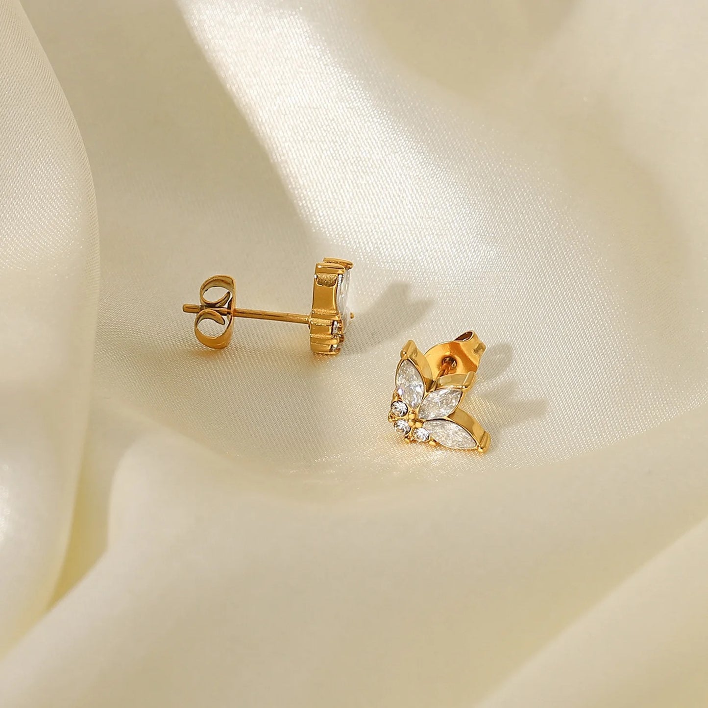 Mira Tiny Flower Studs