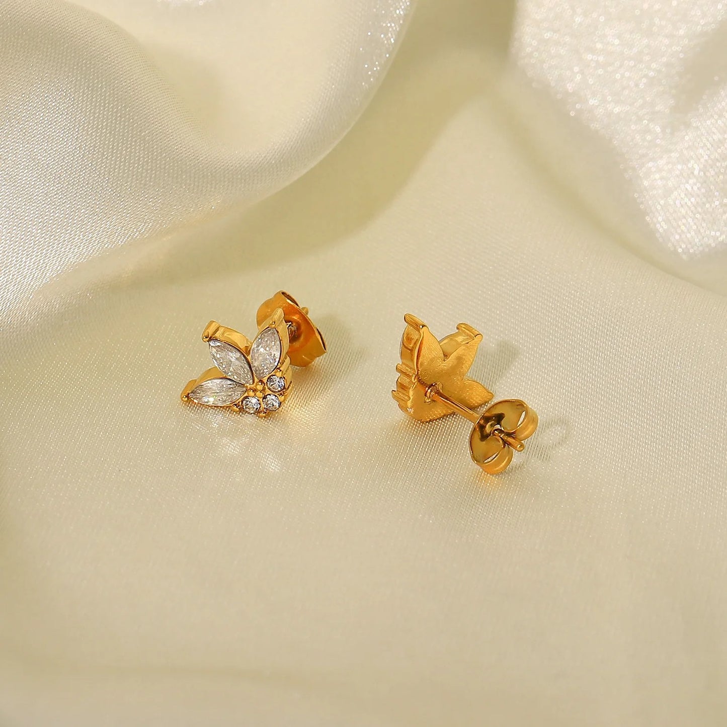 Mira Tiny Flower Studs